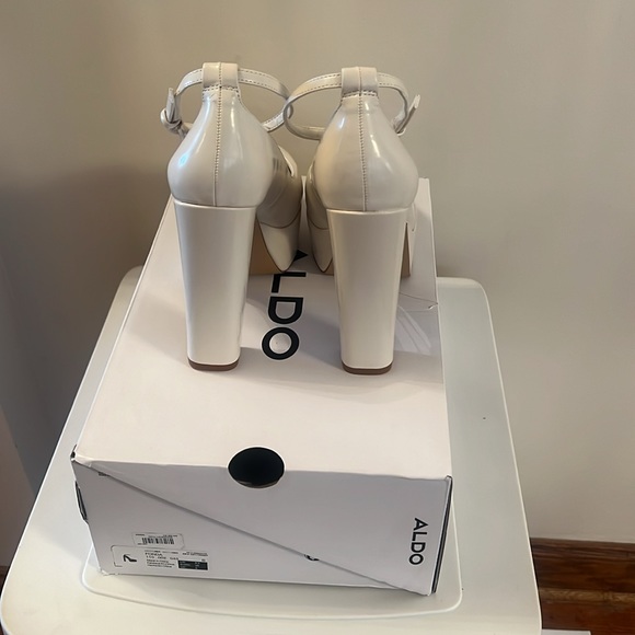 Never-worn off-white platforms - Picture 4 of 7